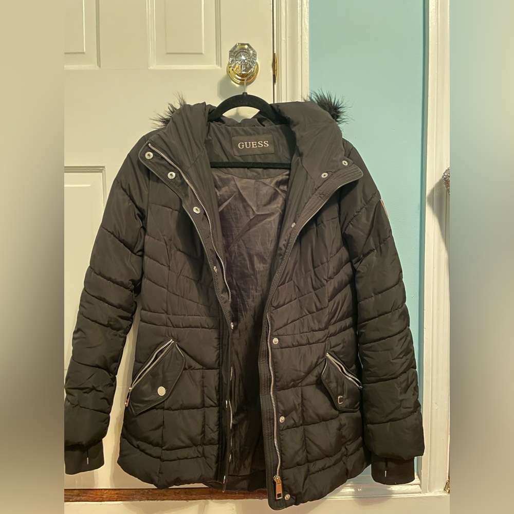 Guess Women’s Winter Puffer Coat Black Fur